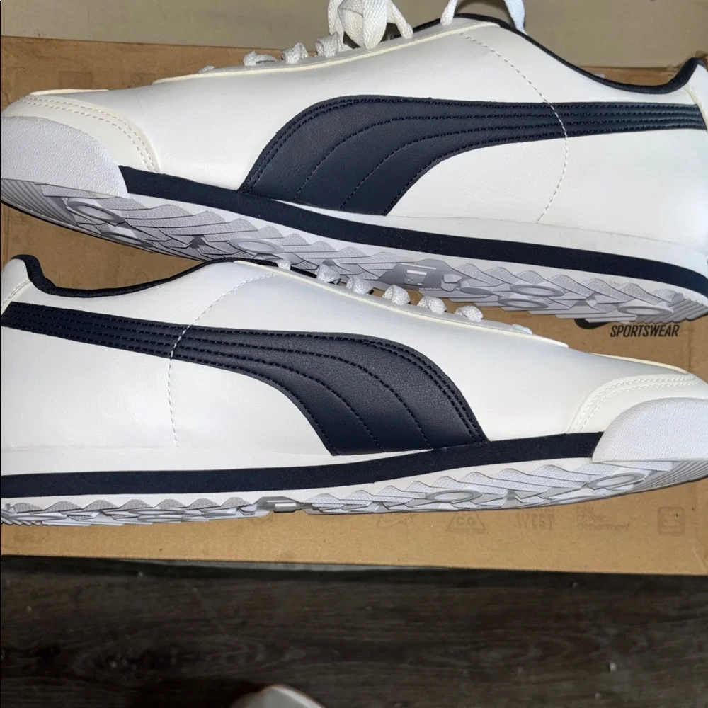 Puma Roma White and Navy Men's Sneakers - Picture 2 of 5